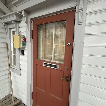 Tunnelmallinen Karsikon Kansakoulu - Jaettu Kylpyhuone