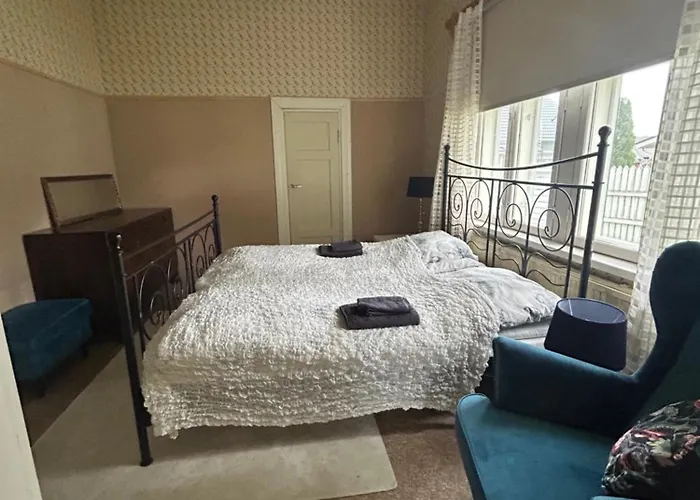 Tunnelmallinen Karsikon Kansakoulu - Jaettu Kylpyhuone Διαμέρισμα