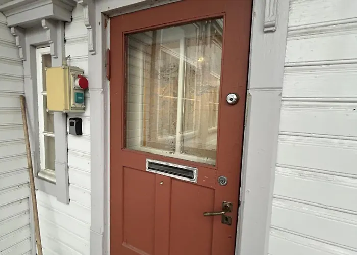 Tunnelmallinen Karsikon Kansakoulu - Jaettu Kylpyhuone